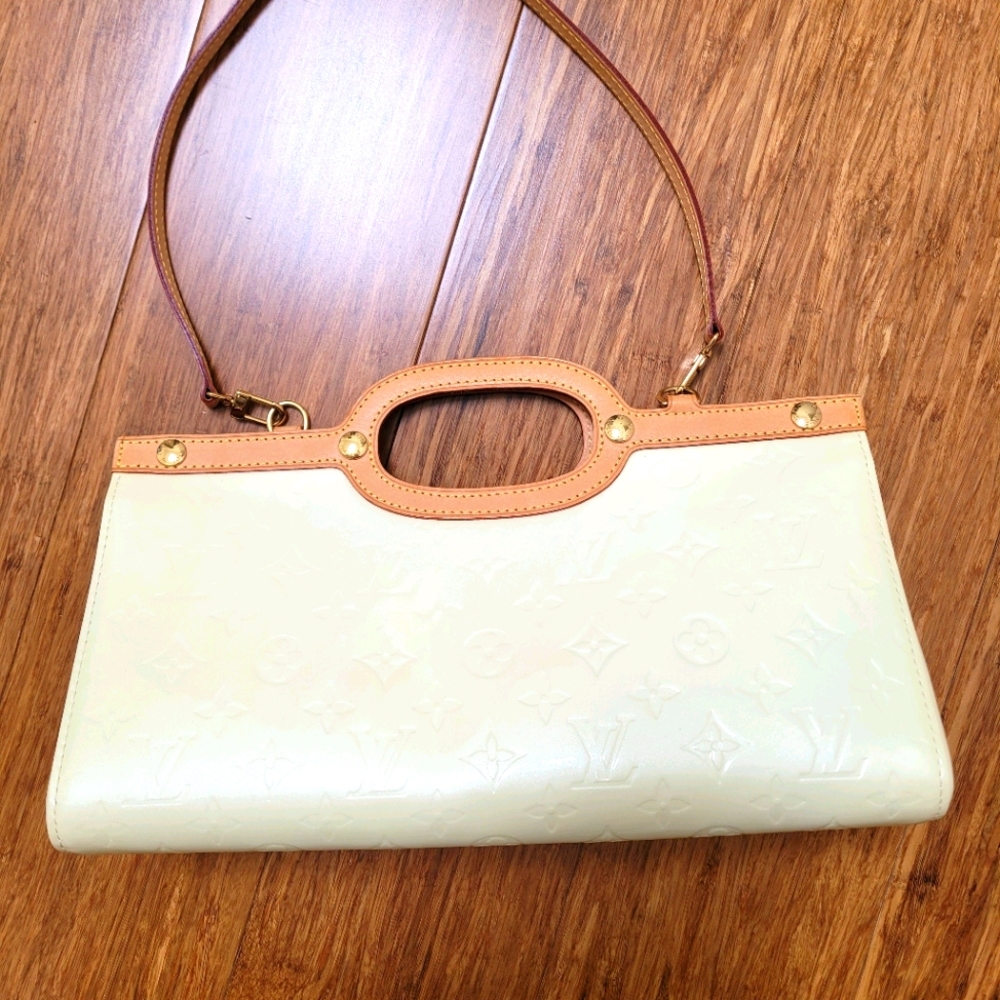 Authentic Louis Vuitton bag